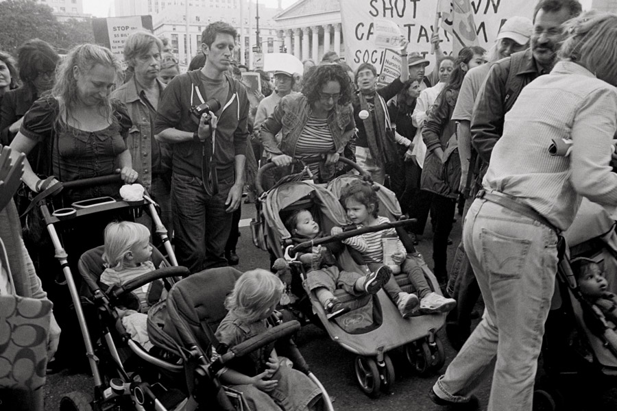 Occupy Wall Street (2011), Financial District.